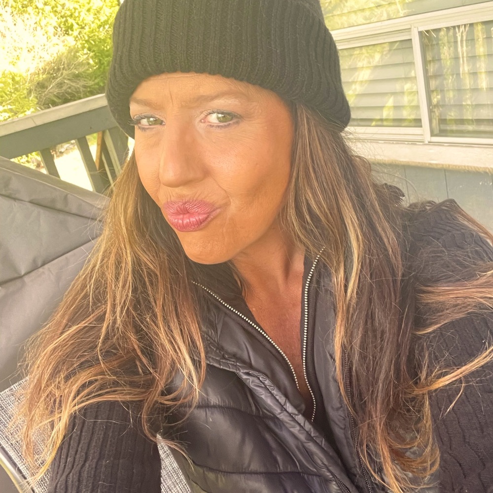 Meet your Posher, Annie marie